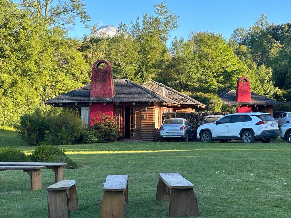 Cabanas Altos Del Lago Pucon Bagian luar foto